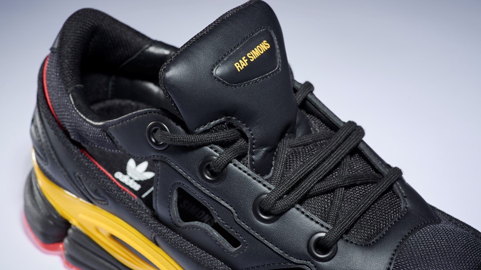 RAF Simon Replicant Ozweego Belgium pack