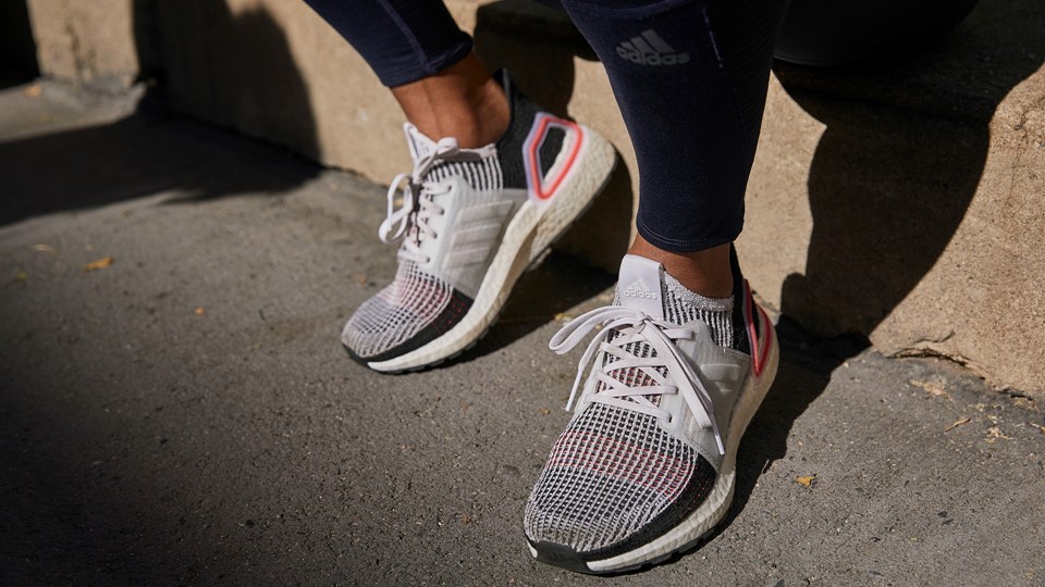 SS19 Ultraboost19 LASERRED