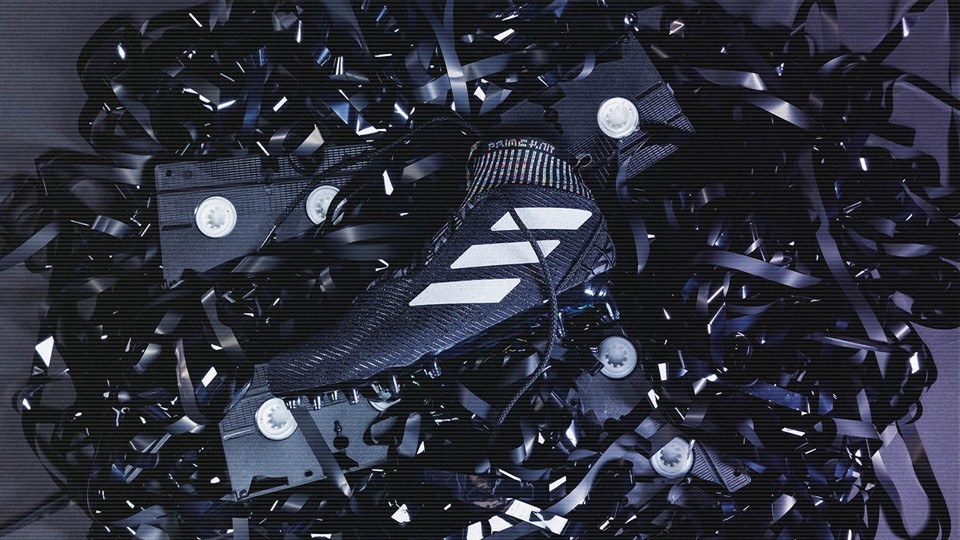 2019 FreakUltra Black 01