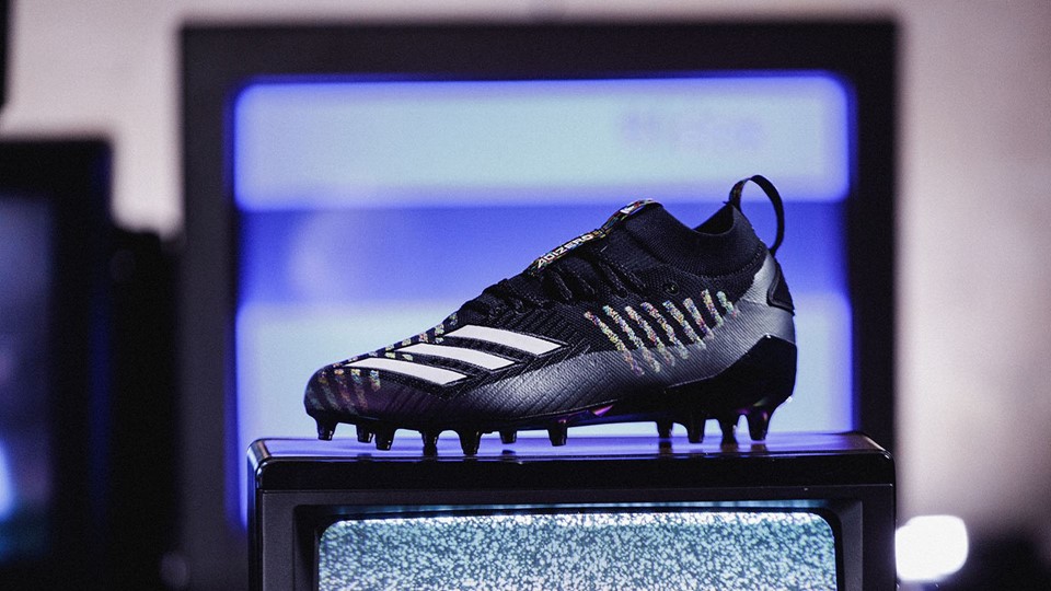 2019 adizero Black 01