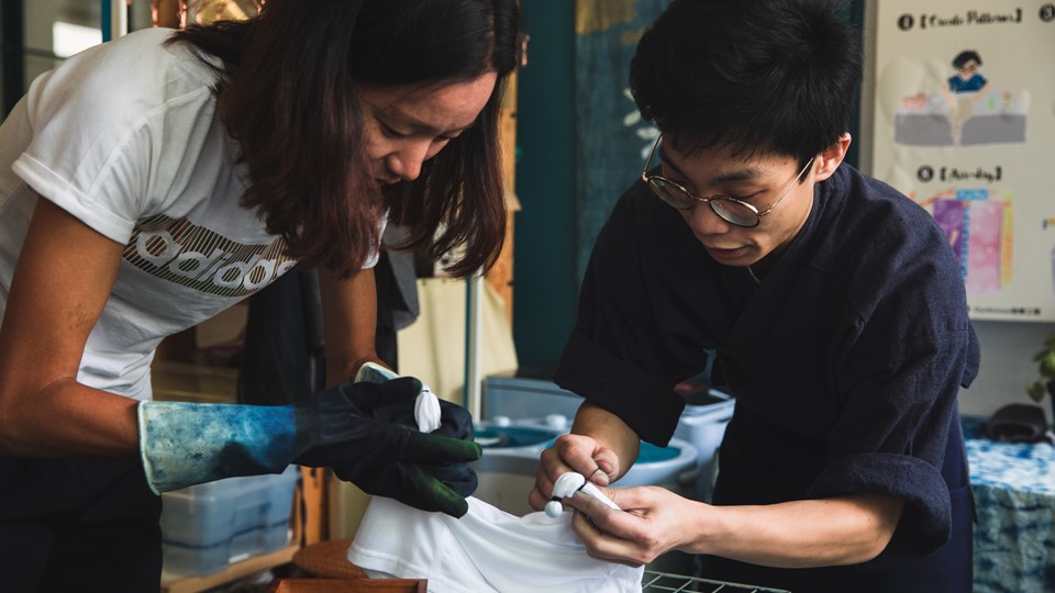 TRUE COLOURS  - adidas TERREX