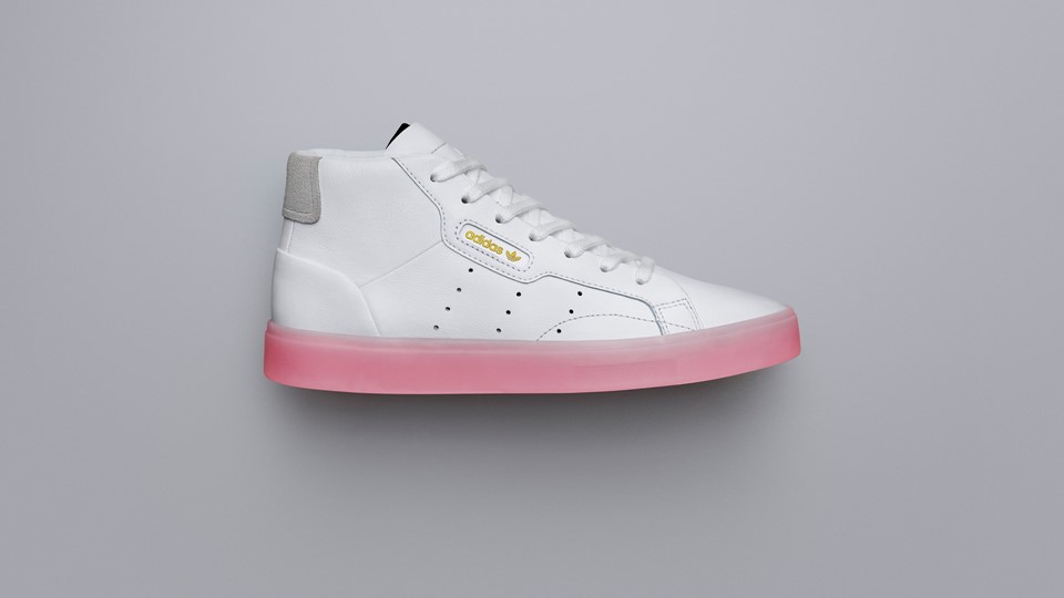 adidas Originals - Sleek FebLook - Angle