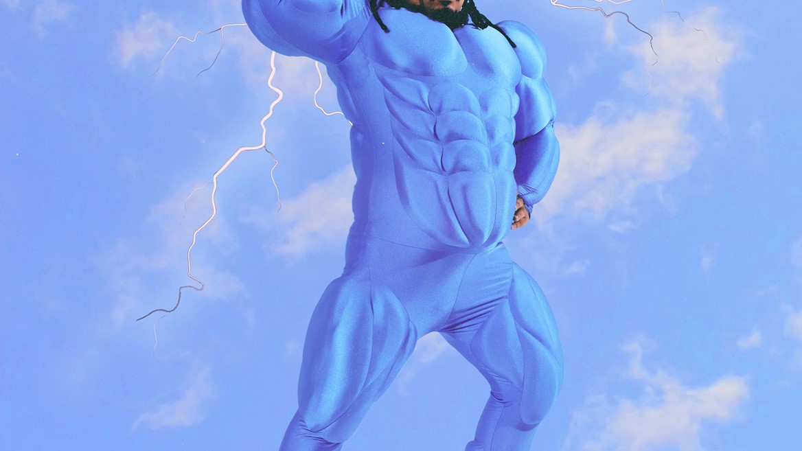 statue plus lightning plsu logo fixed sky 4X5