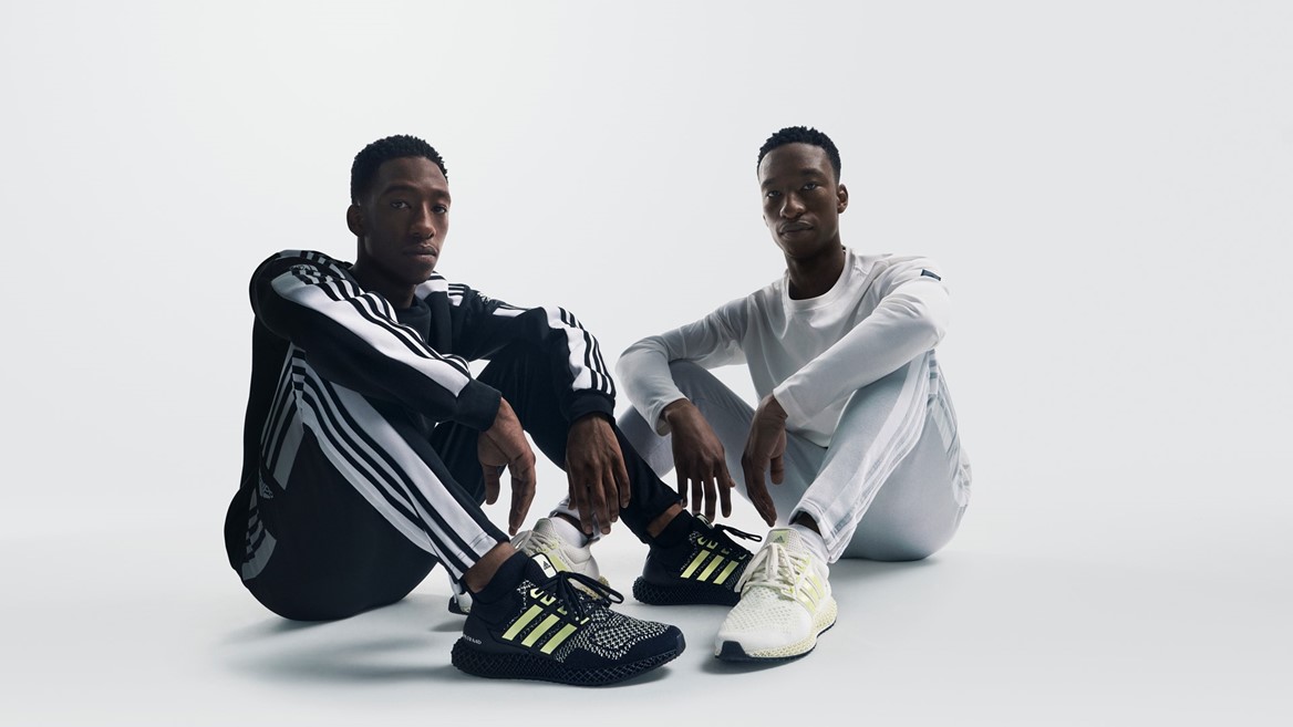 ULTRA4D _ MADE TO GLOW