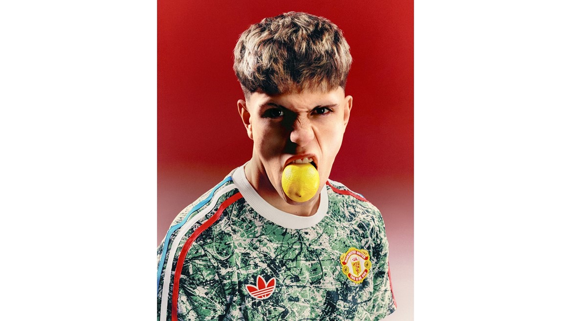 最安プラン United Manchester - Garnacho Alejandro x collection Roses Stone ワイン