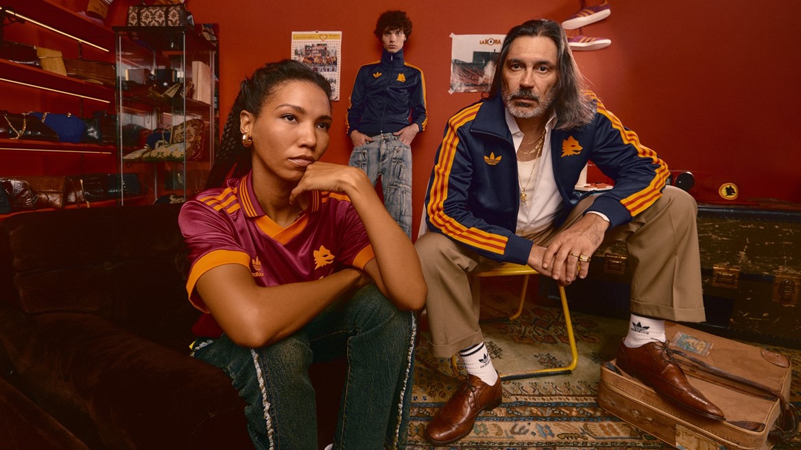 24-25 AS ROMA adidas フード付きジャケット　インポートM AS Roma and adidas launch new Originals collection 2024/25
