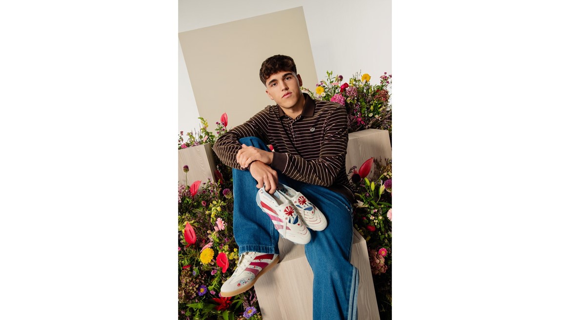 The Football Gal Predator Pau Cubars