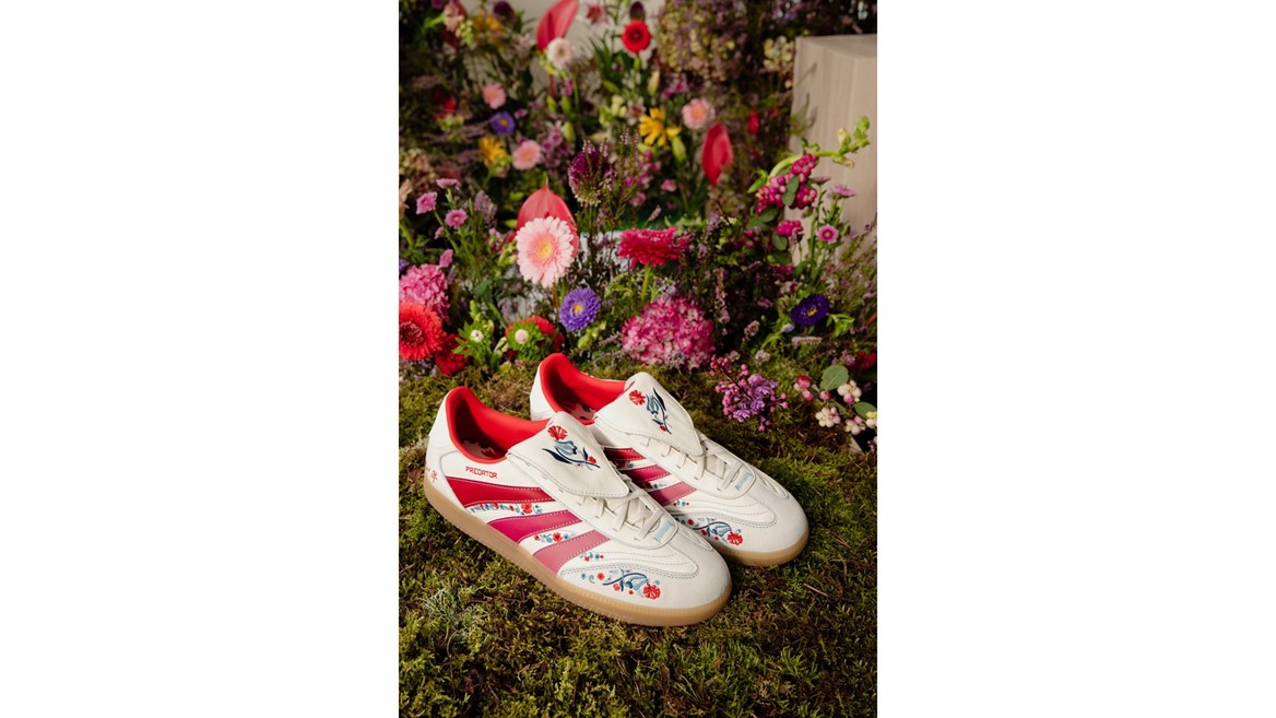 The Football Gal Predator