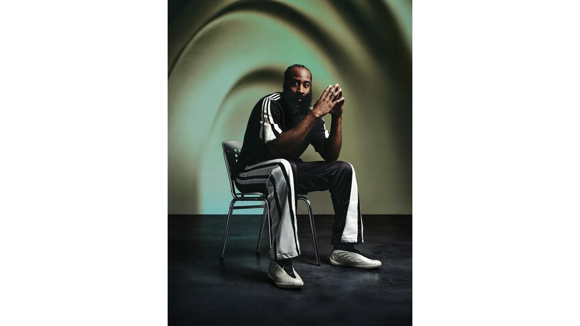 h24560 look1 hv10 0107 1370643