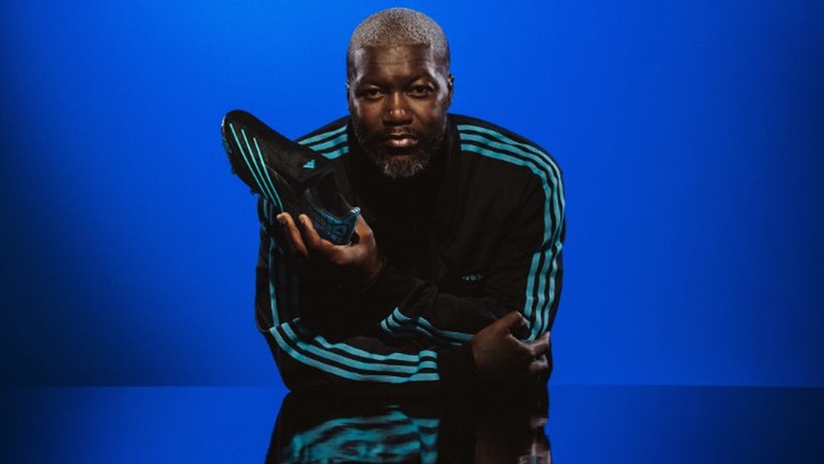 Djibril Ciss takes the spotlight in the 20th anniversary edition of the iconic F50 Spider speed innovation craft and