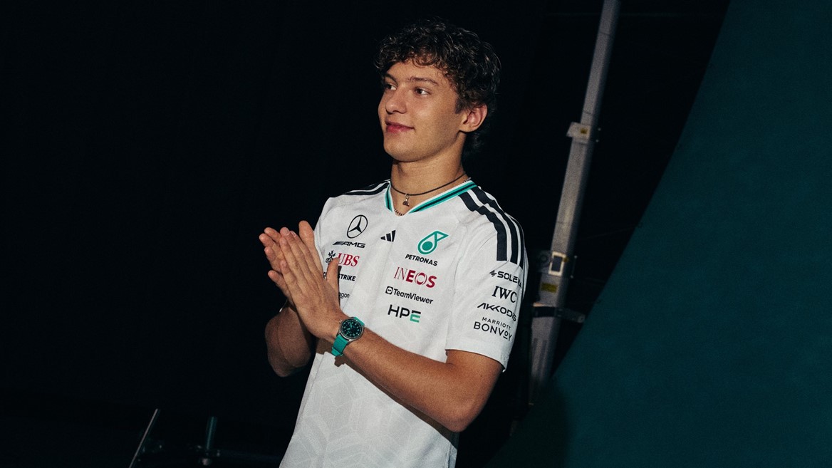  m amg petronas f1 t 1