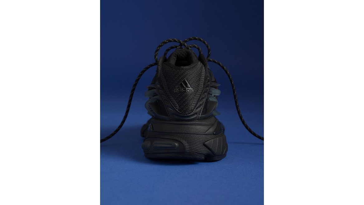 VIRGINIA Adistar Jellyfish Triple Black and Royal Blue