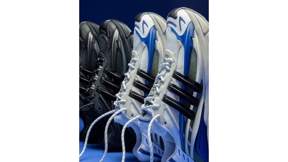 VIRGINIA Adistar Jellyfish Triple Black and Royal Blue