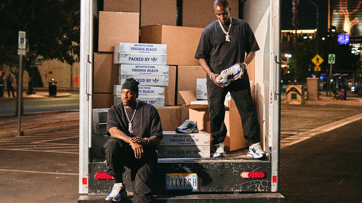 VIRGINIA Adistar Jellyfish Triple Black and Royal Blue