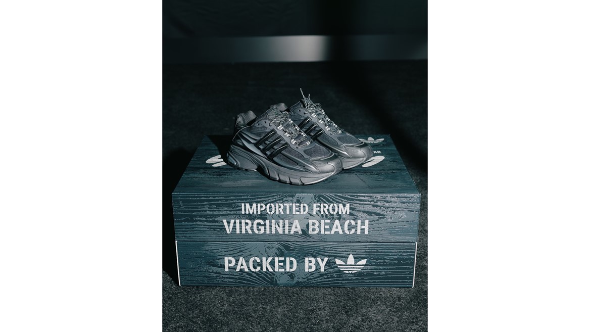 VIRGINIA Adistar Jellyfish Triple Black and Royal Blue