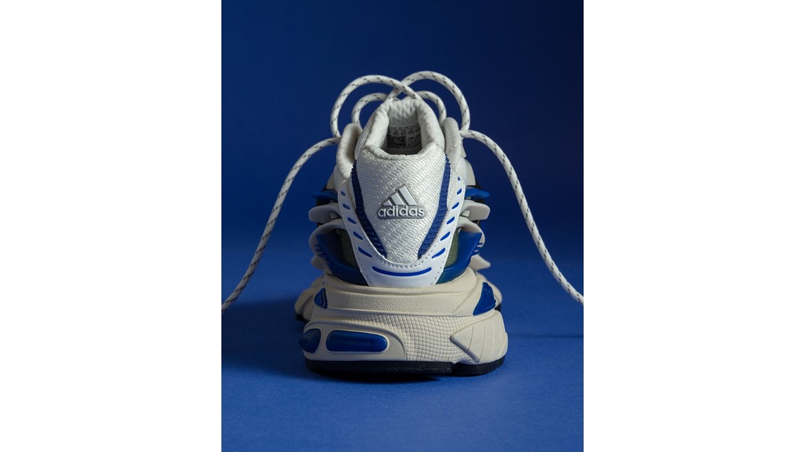 VIRGINIA Adistar Jellyfish Triple Black and Royal Blue