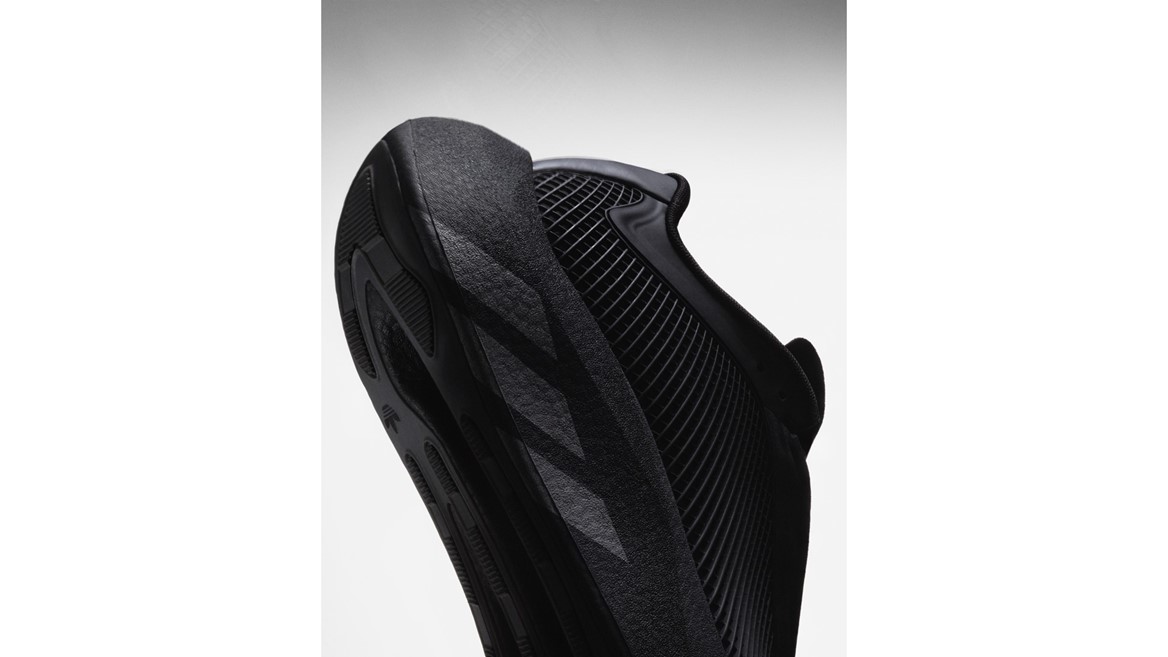 HYPERBOOST EPHR Heel Detail Black