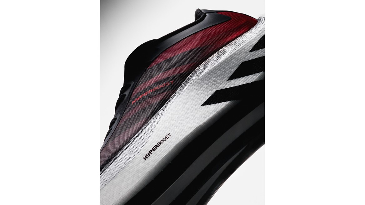 HYPERBOOST EPHR LT Right Left Profile Detail Shot Uncaged Black Red