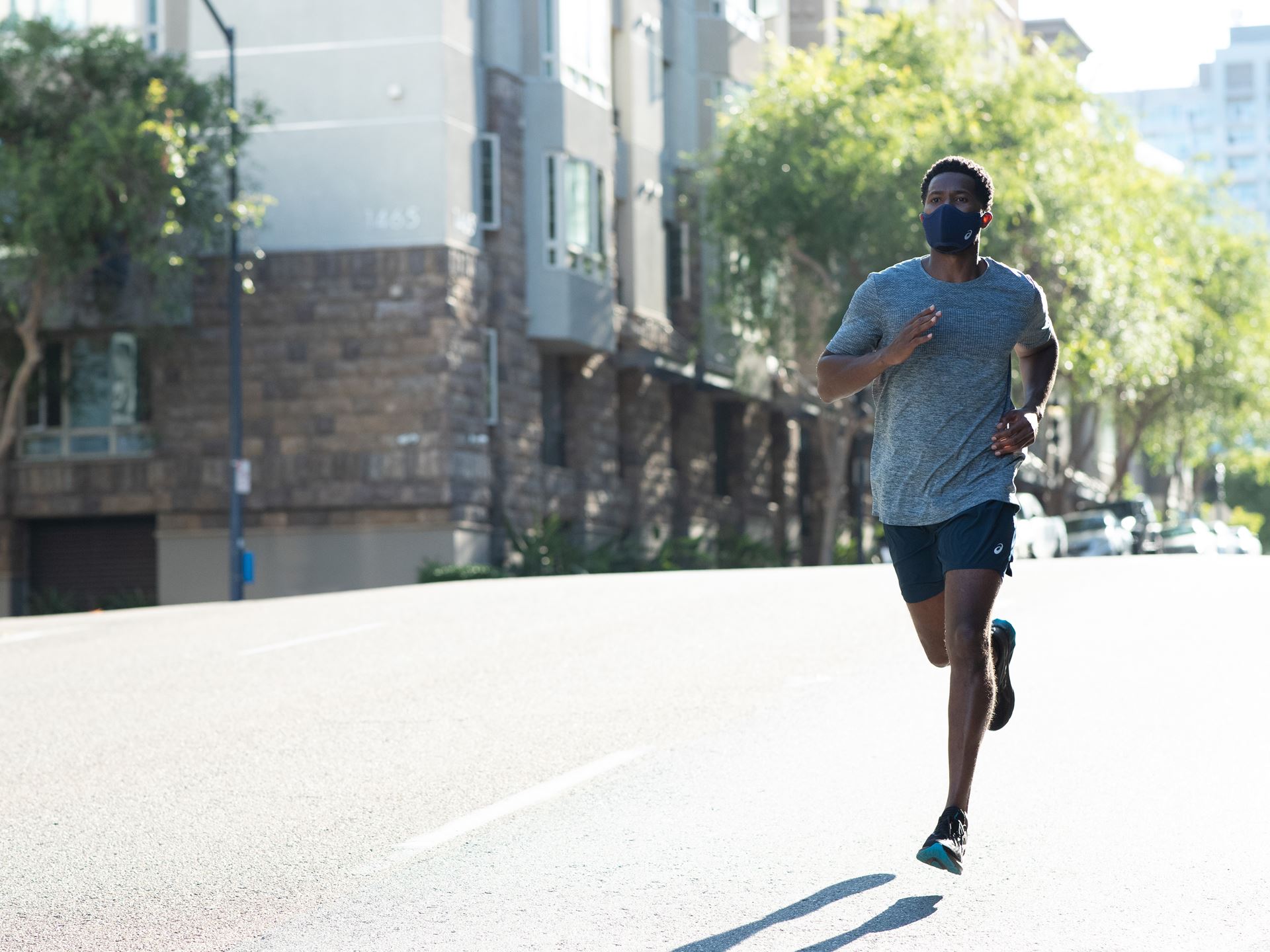 ASICS Announce Groundbreaking Performance Face Cover That Gives Runners Breathing Room to Maintain Their Edge