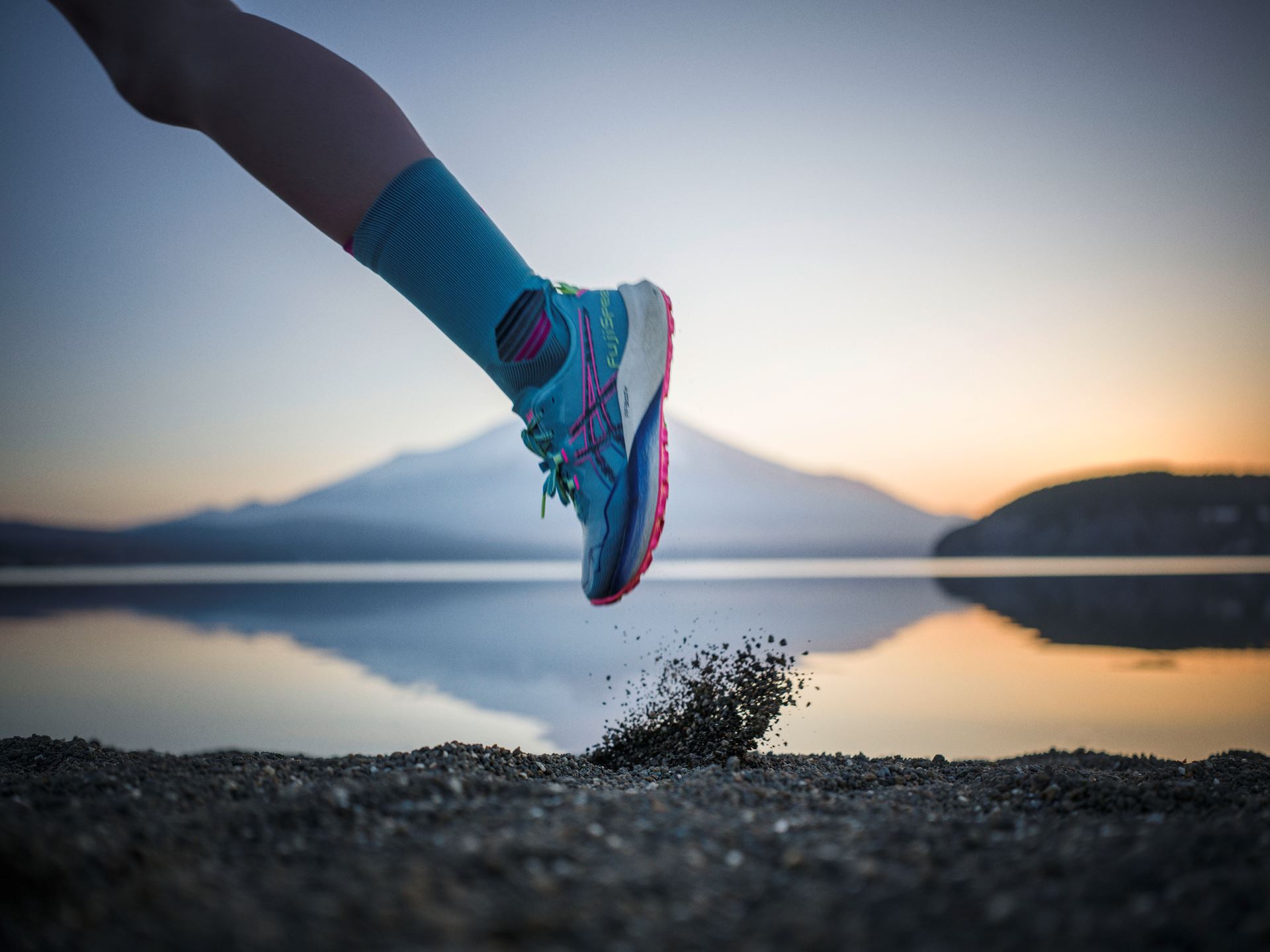 aw23 asics fuji speed 2 3