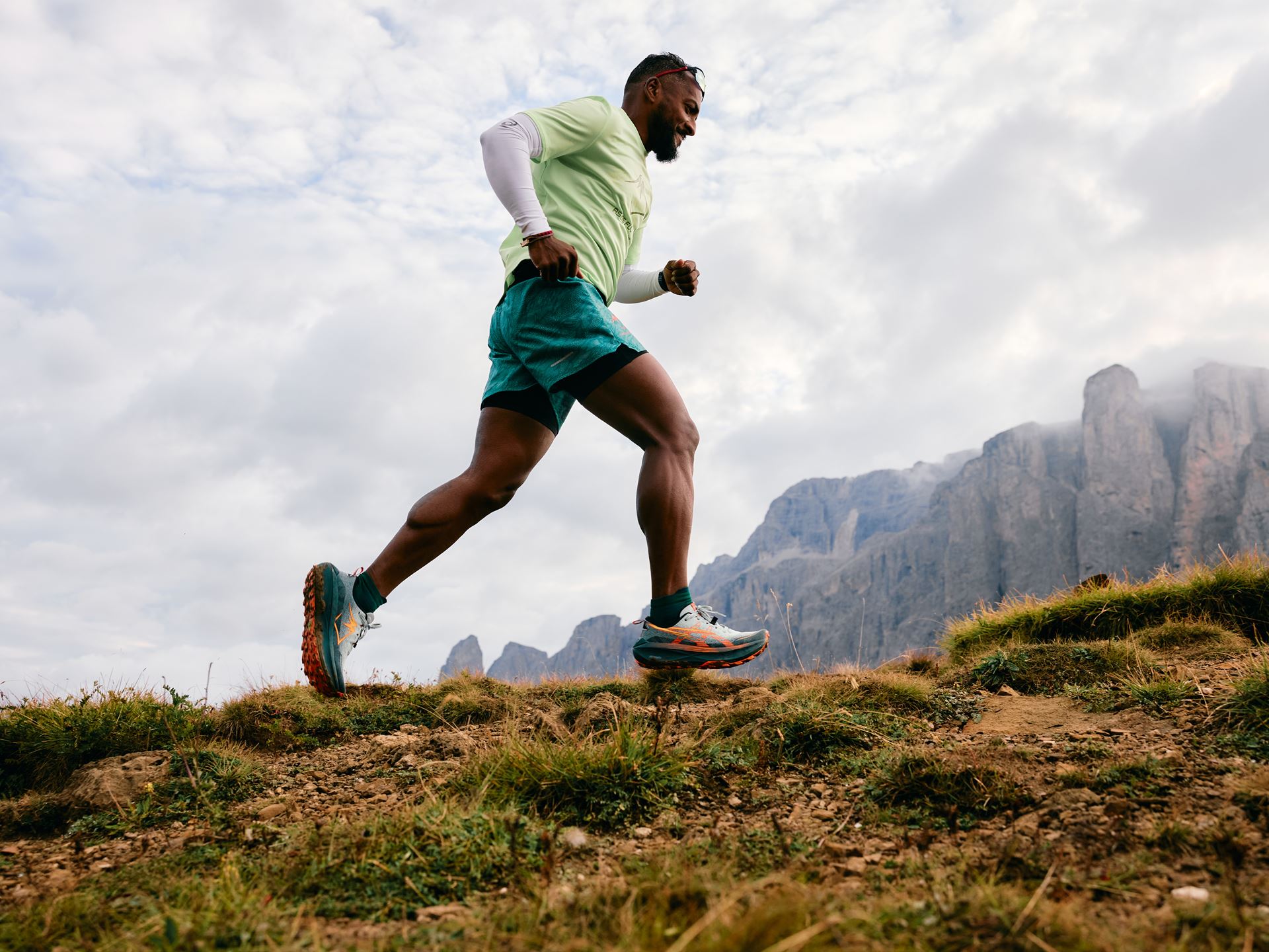 ASICS launches the ASICS FUJITRAIL Adventure