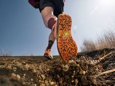 aw23 asics fuji speed 2 5