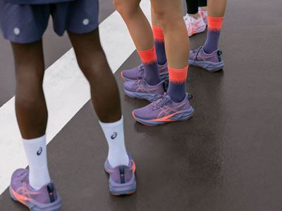 asics novablast 5 7 0483