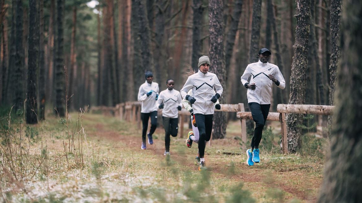 ASICS CHOJO FONT ROMEU GROUP WOOD TRACK TRAINING