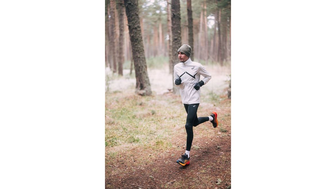 ASICS CHOJO FONT ROMEU JULIAN WANDERS WOOD TRACK TRAINING