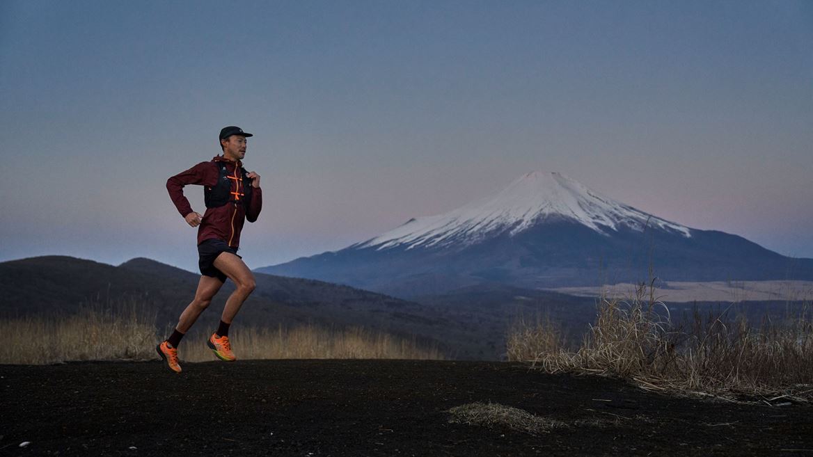 AW23 ASICS FUJI SPEED 2 men 1