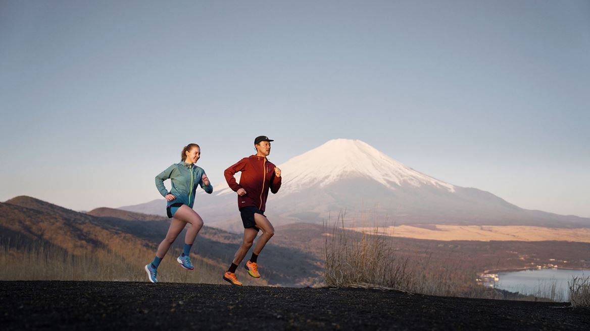 ASICS unveils new FUJI SPEED 2 trail shoe FUJITRAIL Apparel Collection