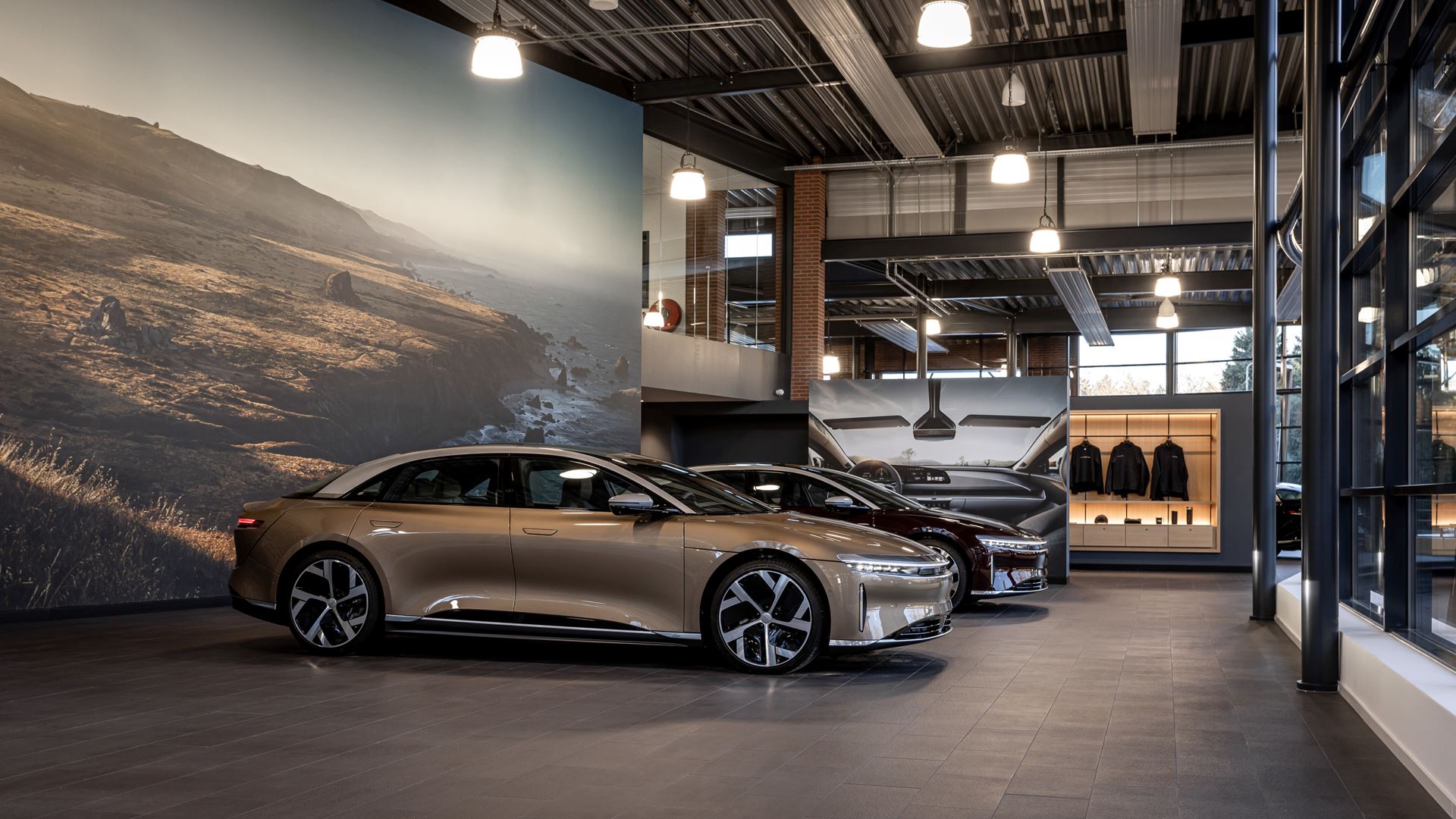 Lucid Begins Deliveries of Lucid Air Dream Edition to Customers in Europe