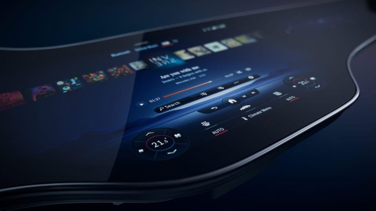 The Big In-Car Cinema – Mercedes-Benz Unveils AI-Powered MBUX Hyperscreen