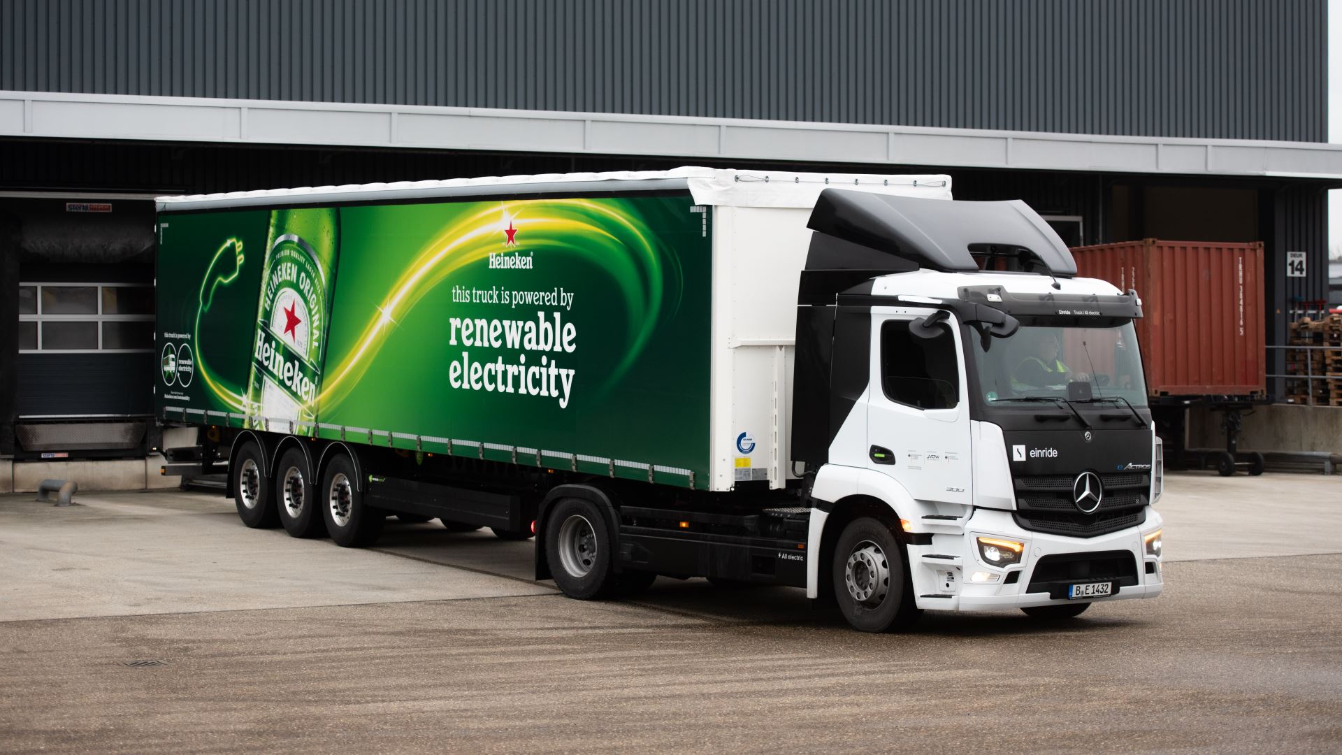 HEINEKEN Einride to Introduce Electric Freight Operations for Beer Transportation in Europe