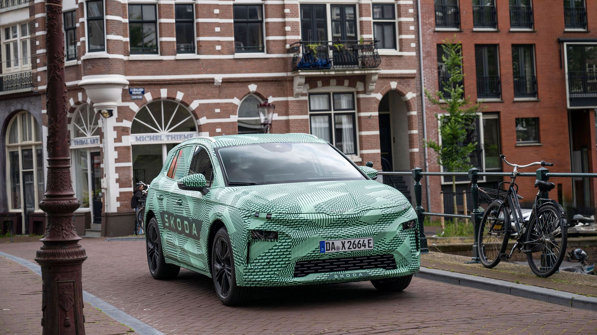 Škoda Reveals First Glimpse Of The Elroq - Its First All Electric Model ...