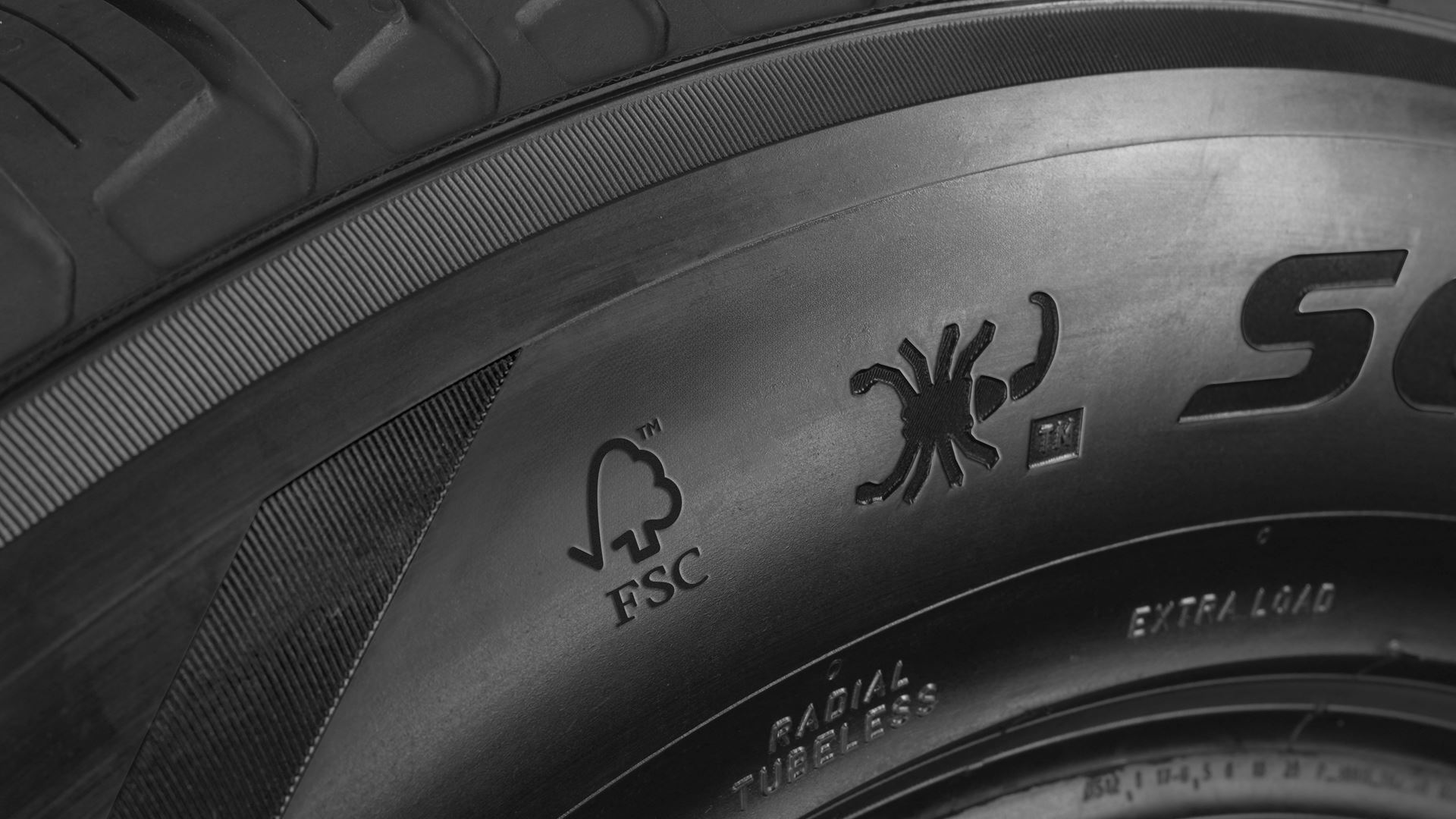 JLR Joins Forces With Pirelli to Roll out Natural Rubber Tyres Across its Range