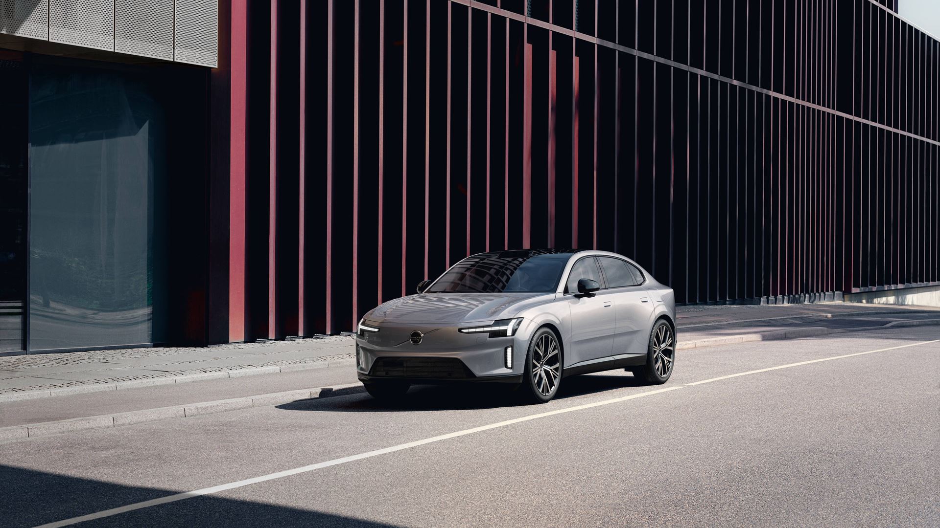 Volvo Cars Unveils the ES90