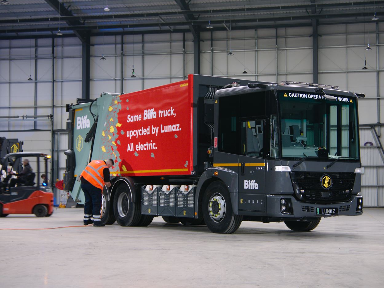 Lunaz & Waste Management Group Biffa to UpCycle and Electrify Refuse