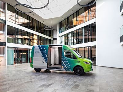 Mercedes Benz unveils the SUSTAINEER