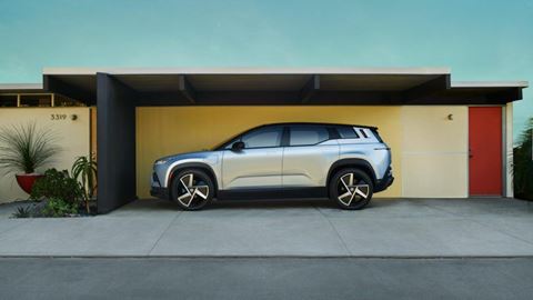 The Fisker Ocean All-Electric SUV – LA Reveal For 17.1-Inch Rotating Revolve1 Screen