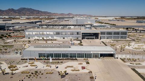 BMW to Invest €800 million in Mexican production site