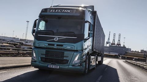 Volvo Trucks Receives Record Order for up to 1 000 Electric Trucks