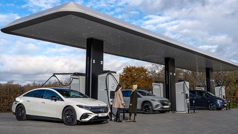 Mercedes Benz Opens its First own European Charging Hub in Mannheim