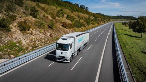 Mercedes Benz Trucks Sends eActros 600 on Test run