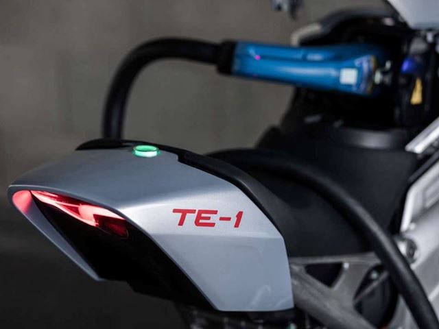 Triumph-TE1-charging