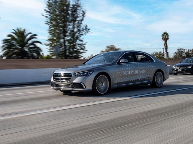 Mercedes-Benz World’s First Automotive Company to Certify SAE Level 3 System for the US