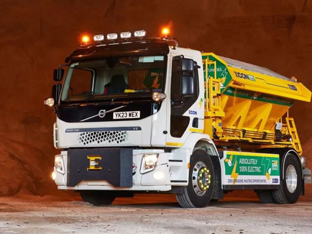 New Electric Gritter Truck Based Volvo FE Electric Chassis Unveiled