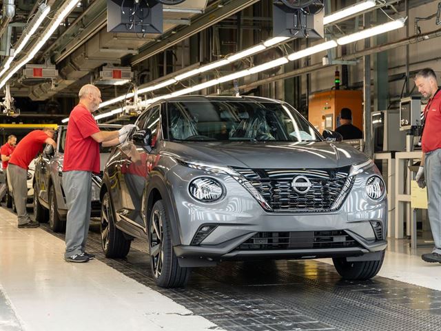 Nissan Commits up to 3bn Investment in UK Manufacturing