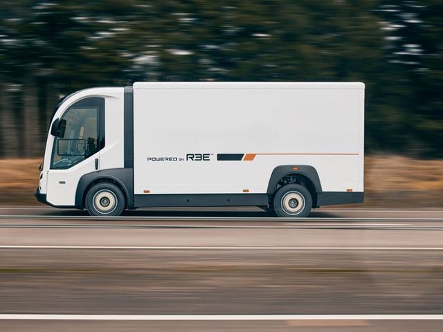 REE Begins Customer Deliveries of its P7 C Electric Truck