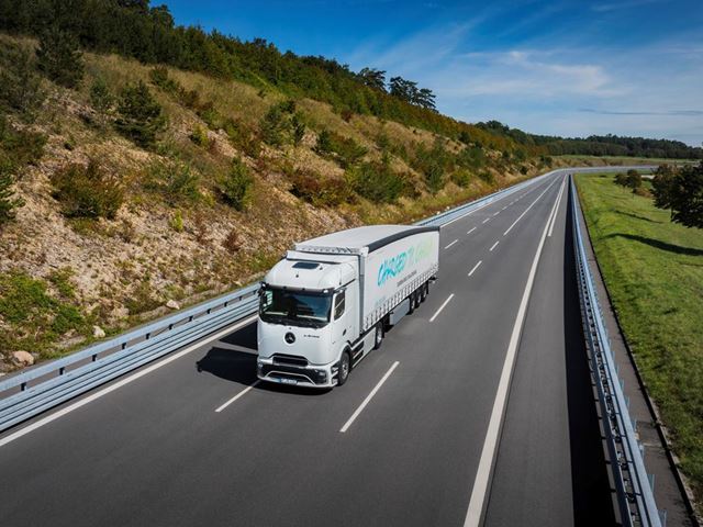 Mercedes Benz Trucks Sends eActros 600 on Test run